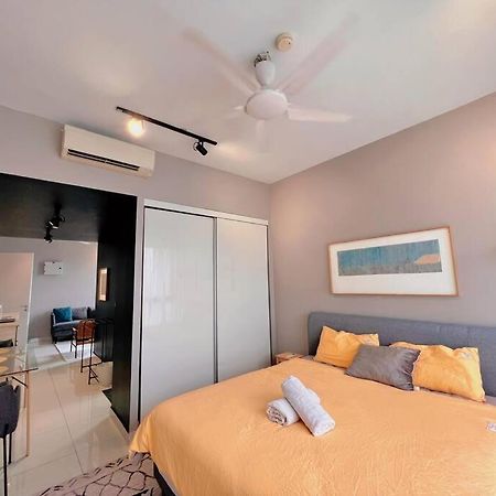 7 Pax Family Connecting Room D'Sara, Direct Link Mrt Kampung Selamat, Near Sungai Buloh & Thomson Hospital Shah Alam Kültér fotó
